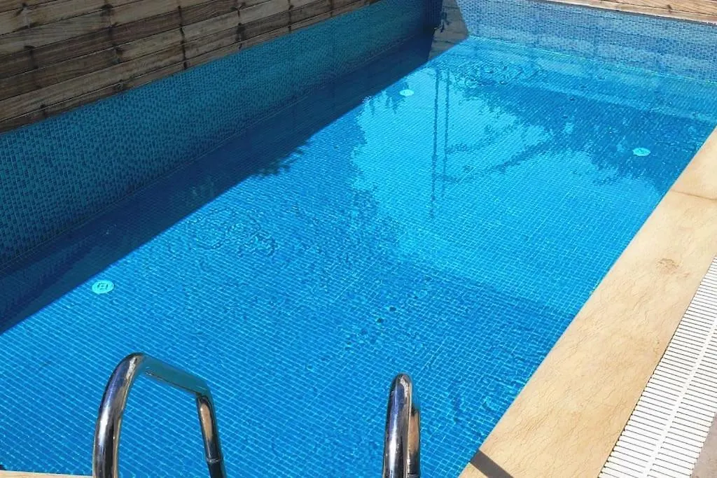 Cesme Center Villa With Pool Leylacanhouse